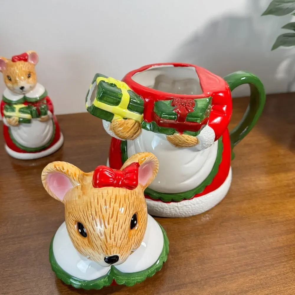 Vintage Christmas Teapot with Cream and Sugar Set QVC Taiwan